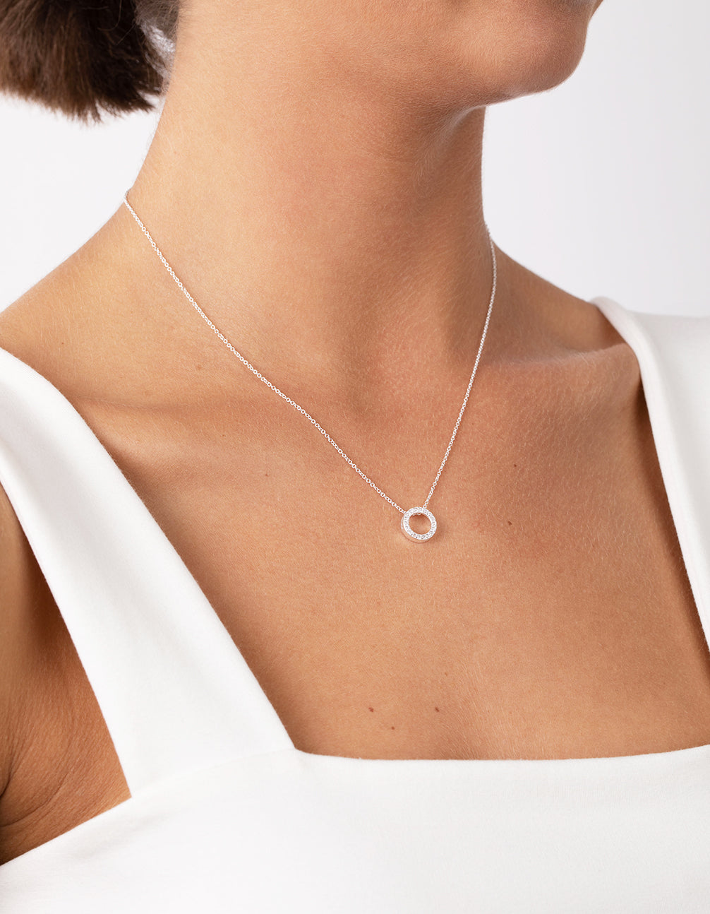 Sterling Silver Diamante Circle Pendant Necklace - Lovisa