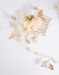 Pearlised Flower Hair Drape - link has visual effect only