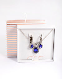 Silver Oval Halo Necklace & Huggie Earrings Set - link has visual effect only