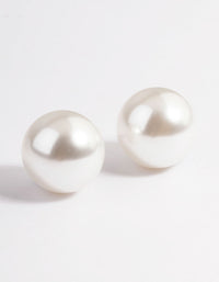 Giant Pearl Stud Earrings - link has visual effect only