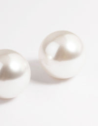 Giant Pearl Stud Earrings - link has visual effect only