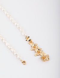 Gold Plated Freshwater Pearl Floral Centre Necklace - link has visual effect only