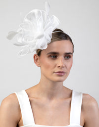 White Fabric Soft Fascinator - link has visual effect only