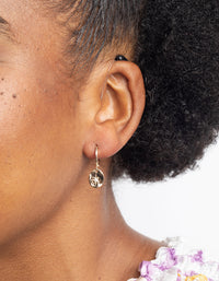 Gold Star Charm Huggie Hoop Earrings - link has visual effect only