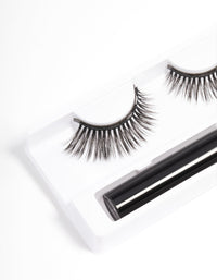 Black Curve Cat Eye Magnetic Fake Eyelashes - link has visual effect only