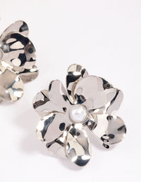 Rhodium Large Pearly Flower Stud Earrings - link has visual effect only